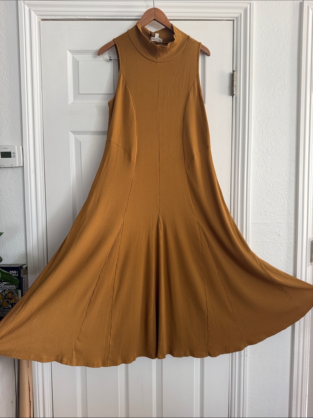 Sugarlips dress XXL camel/mustard color - Picture 4 of 8